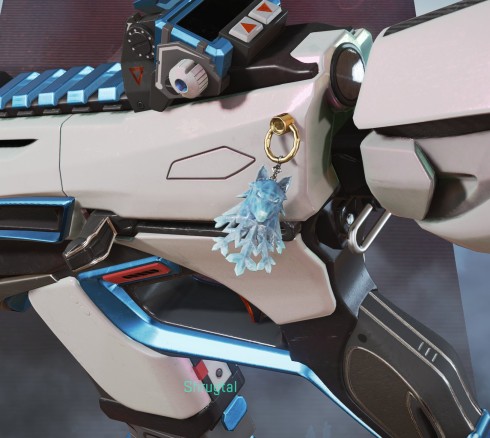 'Frost Wolf' Holo-Day Bash Weapon Charm